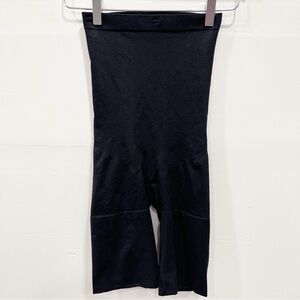 Spanx High Waist Short Shaper Size Large Black